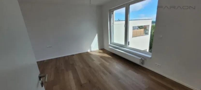 Prodej bytu 3+kk, Praha - Vysočany, Pod Krocínkou, 119 m2