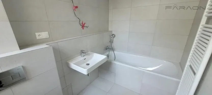 Prodej bytu 3+kk, Praha - Vysočany, Pod Krocínkou, 119 m2
