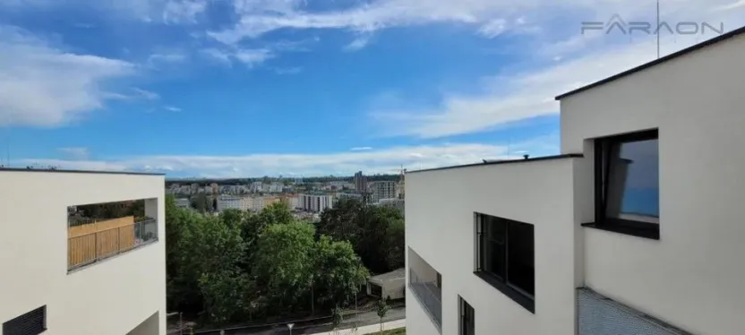Prodej bytu 3+kk, Praha - Vysočany, Pod Krocínkou, 119 m2