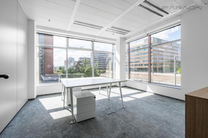 Pronájem kanceláře, Praha - Stodůlky, Bucharova, 924 m2