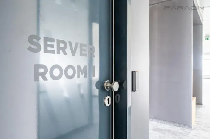 Pronájem kanceláře, Praha - Stodůlky, Bucharova, 924 m2