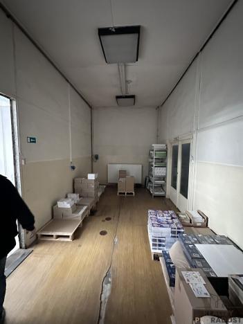 Pronájem skladu, Adamov, 138 m2