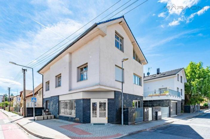Prodej činžovního domu, Neratovice, Vojtěšská, 898 m2