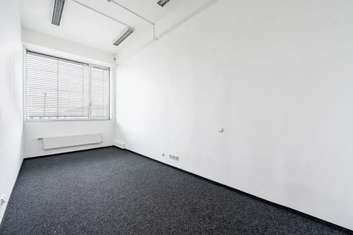 Pronájem kanceláře, Praha - Hostivař, Průmyslová, 351 m2