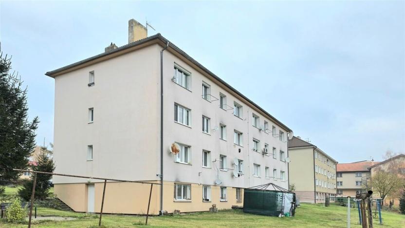 Prodej bytu 2+kk, Tmaň, Sídliště, 36 m2