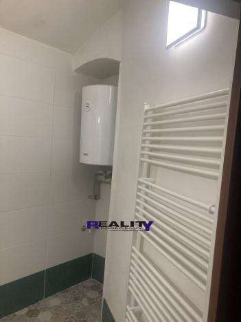 Pronájem obchodního prostoru, Žatec, Husova, 28 m2