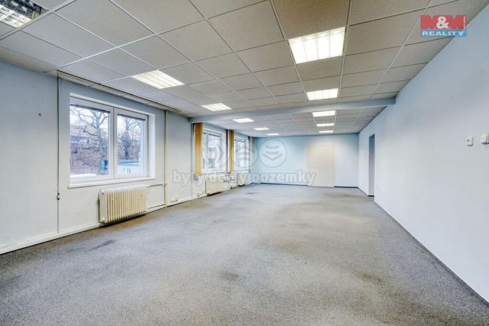 Pronájem kanceláře, Rokycany - Nové Město, Pivovarská, 1096 m2