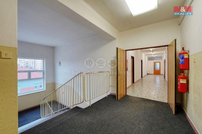 Pronájem kanceláře, Rokycany - Nové Město, Pivovarská, 1096 m2