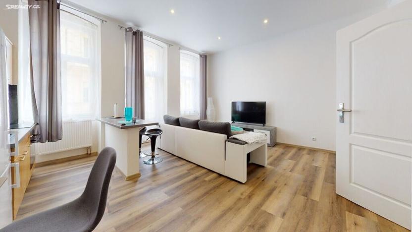 Prodej činžovního domu, Karlovy Vary, Lázeňská, 312 m2