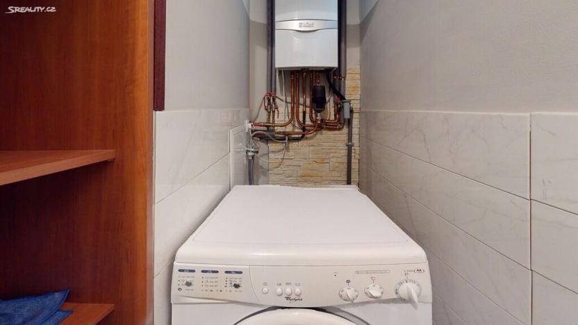 Prodej činžovního domu, Karlovy Vary, Lázeňská, 312 m2