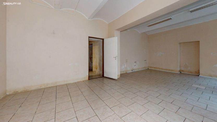 Prodej obchodního prostoru, Karlovy Vary, Sadová, 69 m2