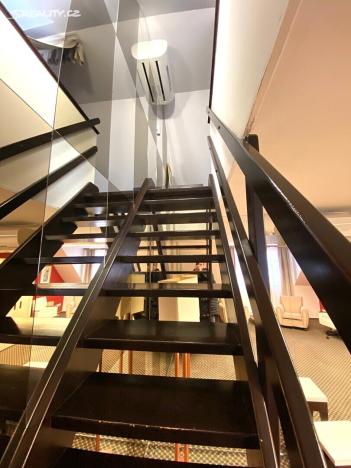 Prodej činžovního domu, Karlovy Vary, Kolmá, 444 m2