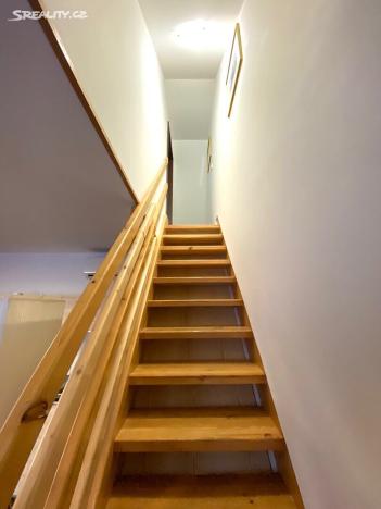 Prodej činžovního domu, Karlovy Vary, Kolmá, 444 m2