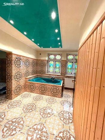 Prodej rodinného domu, Karlovy Vary, 1150 m2