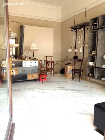 Prodej obchodního prostoru, Karlovy Vary, Mariánskolázeňská, 41 m2