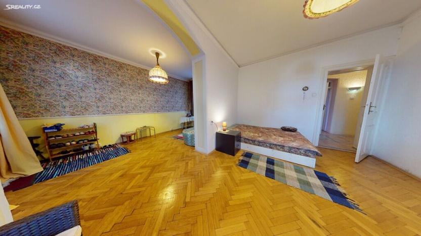 Prodej bytu 3+1, Karlovy Vary, Krále Jiřího, 89 m2