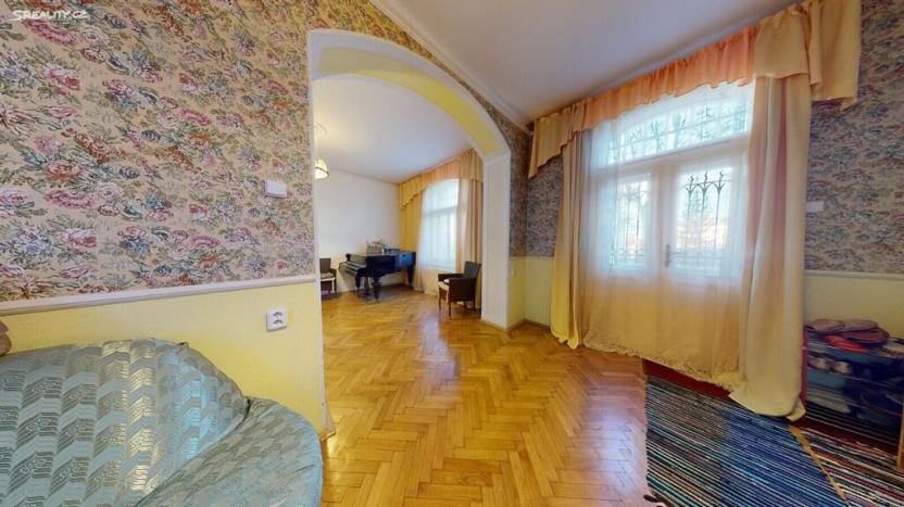 Prodej bytu 3+1, Karlovy Vary, Krále Jiřího, 89 m2