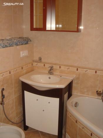 Prodej bytu 4+kk, Karlovy Vary, Sadová, 94 m2