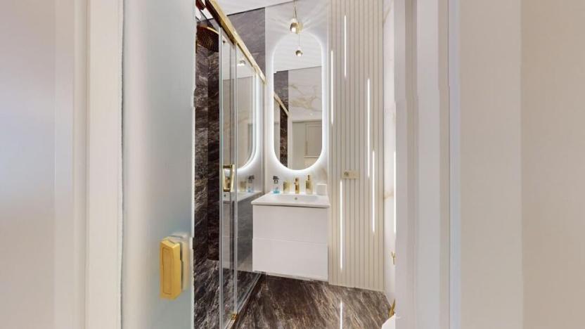 Prodej bytu 1+1, Karlovy Vary, Vřídelní, 42 m2