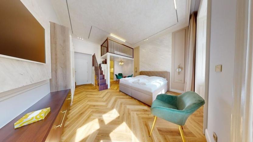 Prodej bytu 1+1, Karlovy Vary, Vřídelní, 42 m2