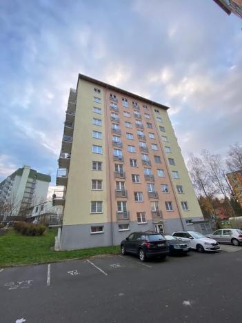 Prodej bytu 3+kk, Karlovy Vary, Waldertova, 77 m2