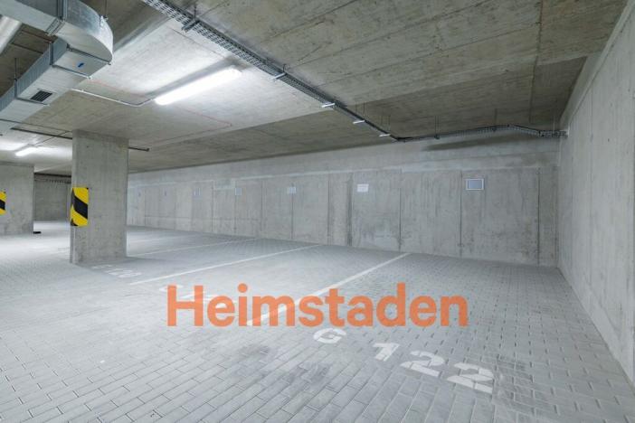 Pronájem garáže, Praha - Holešovice, U Pergamenky, 12 m2