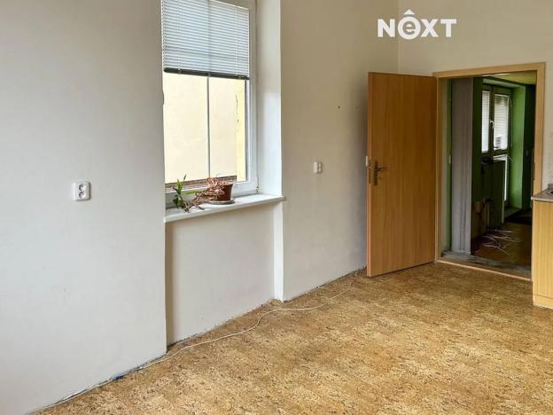 Pronájem skladu, České Budějovice, Mánesova, 130 m2