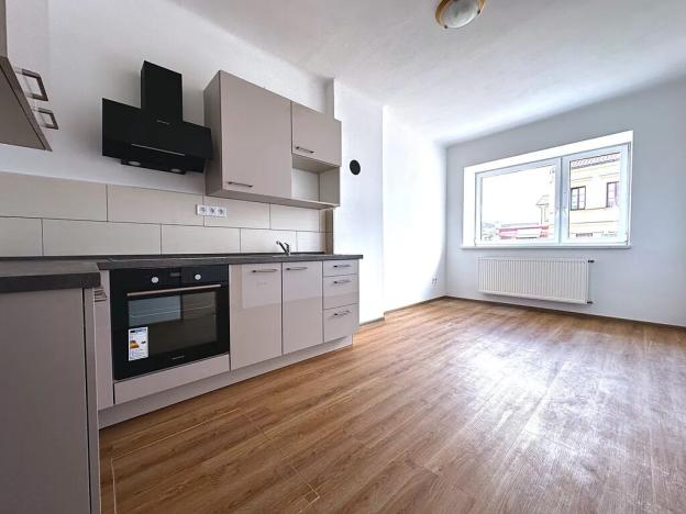 Pronájem bytu 2+kk, Žirovnice, 45 m2