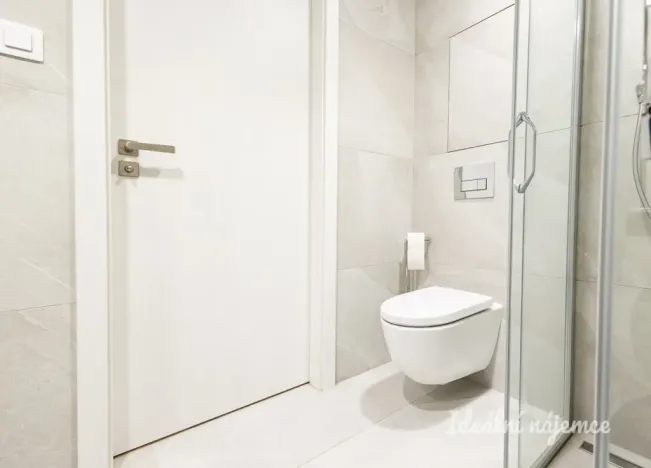 Pronájem bytu 1+kk, Praha - Žižkov, Šrámkové, 36 m2