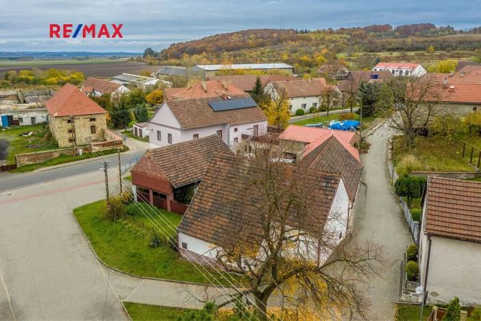 Prodej rodinného domu, Kostomlaty pod Řípem, 224 m2