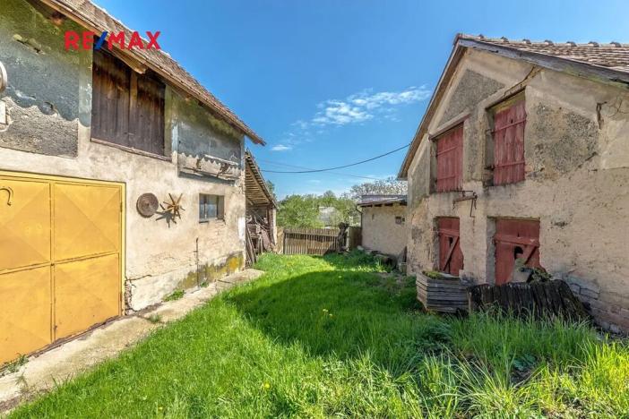 Prodej rodinného domu, Dobrovice, 180 m2