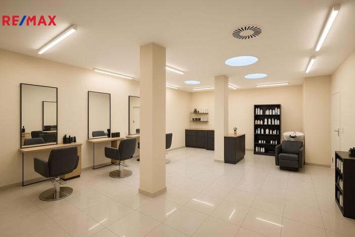 Prodej obchodního prostoru, Karlovy Vary, Divadelní náměstí, 100 m2