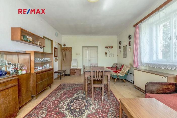 Prodej rodinného domu, Dobrovice, 180 m2