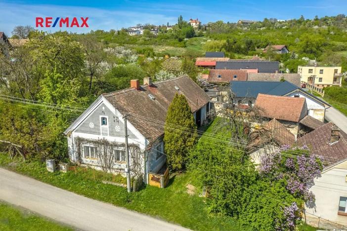 Prodej rodinného domu, Dobrovice, 180 m2