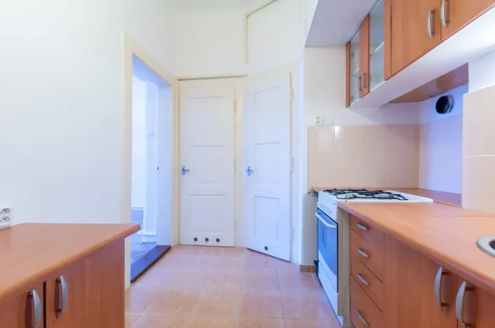 Pronájem bytu 2+1, Praha - Žižkov, Křišťanova, 56 m2