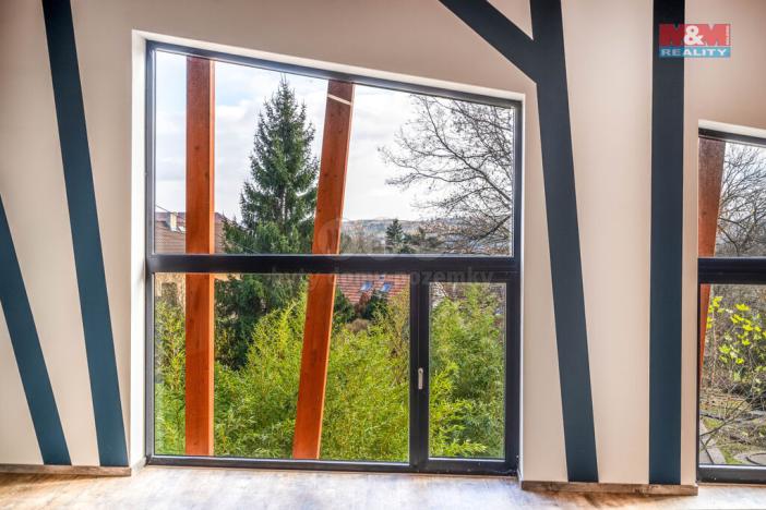 Prodej obchodního prostoru, Okrouhlo, 1076 m2