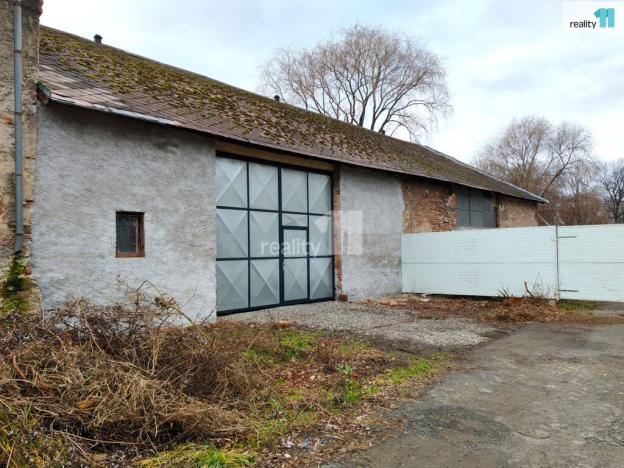 Pronájem skladu, Nové Dvory, Masarykovo nám., 270 m2