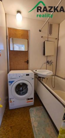 Pronájem bytu 3+1, Planá, 60 m2