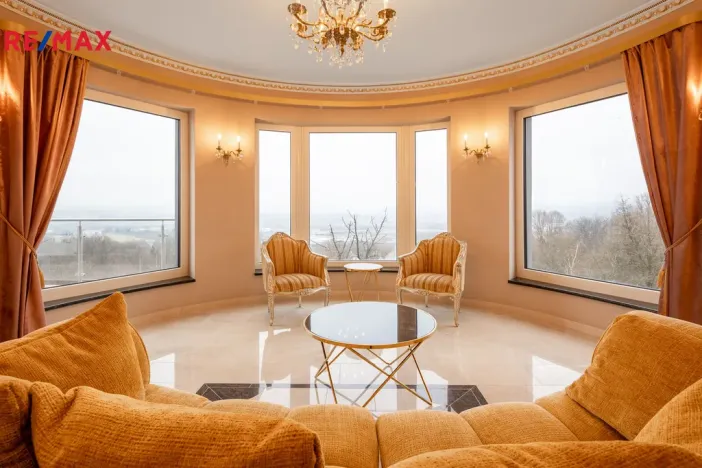 Prodej rodinného domu, Jenišov, Pod Vrchem, 483 m2