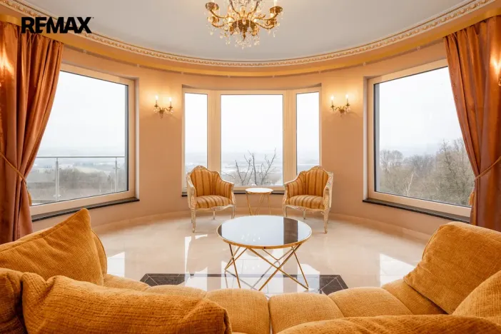 Prodej rodinného domu, Jenišov, Pod Vrchem, 483 m2