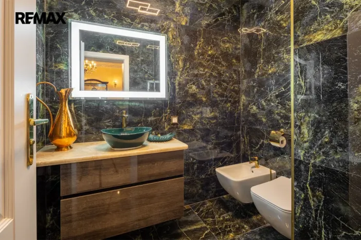 Prodej rodinného domu, Jenišov, Pod Vrchem, 483 m2