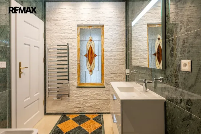 Prodej rodinného domu, Jenišov, Pod Vrchem, 483 m2