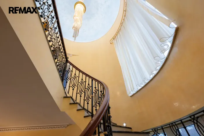 Prodej rodinného domu, Jenišov, Pod Vrchem, 483 m2