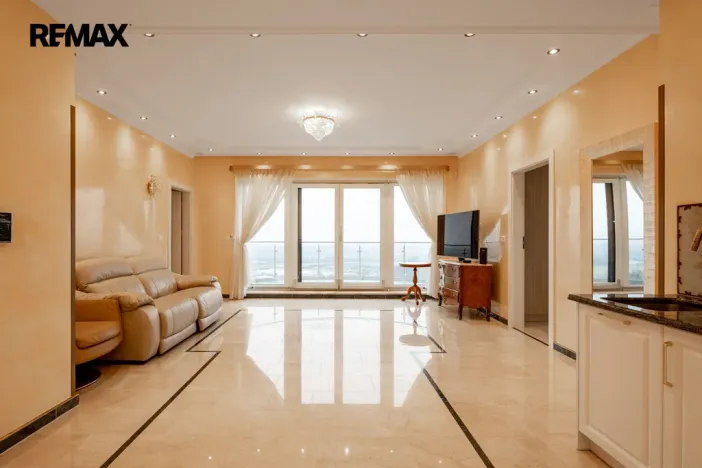 Prodej rodinného domu, Jenišov, Pod Vrchem, 483 m2