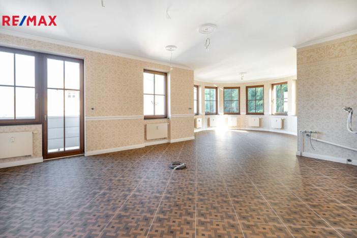 Prodej bytu 6+kk a větší, Karlovy Vary, Svahová, 537 m2