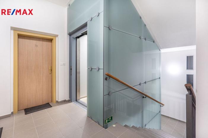 Prodej bytu 6+kk a větší, Karlovy Vary, Svahová, 537 m2