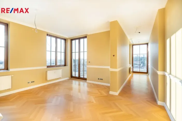 Prodej bytu 6+kk a větší, Karlovy Vary, Svahová, 537 m2