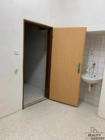 Pronájem obchodního prostoru, Bohumín, Studentská, 30 m2