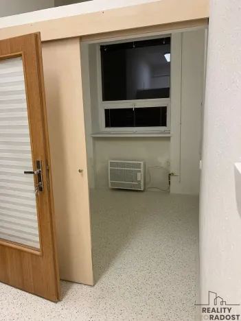 Pronájem obchodního prostoru, Bohumín, Studentská, 30 m2