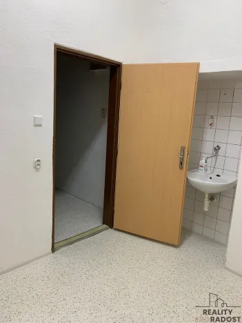 Pronájem obchodního prostoru, Bohumín, Studentská, 30 m2